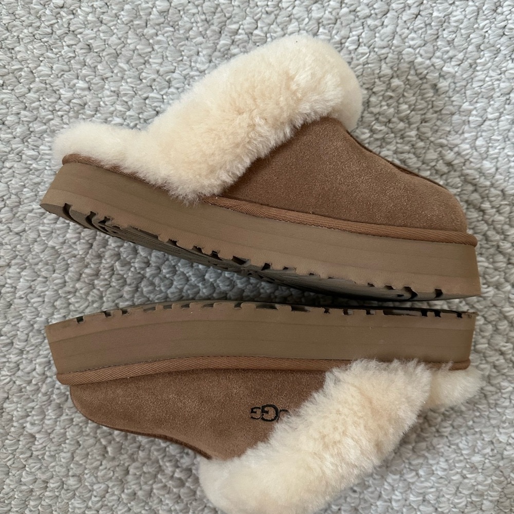 UGG Women's Tan Sheepskin Slippers
